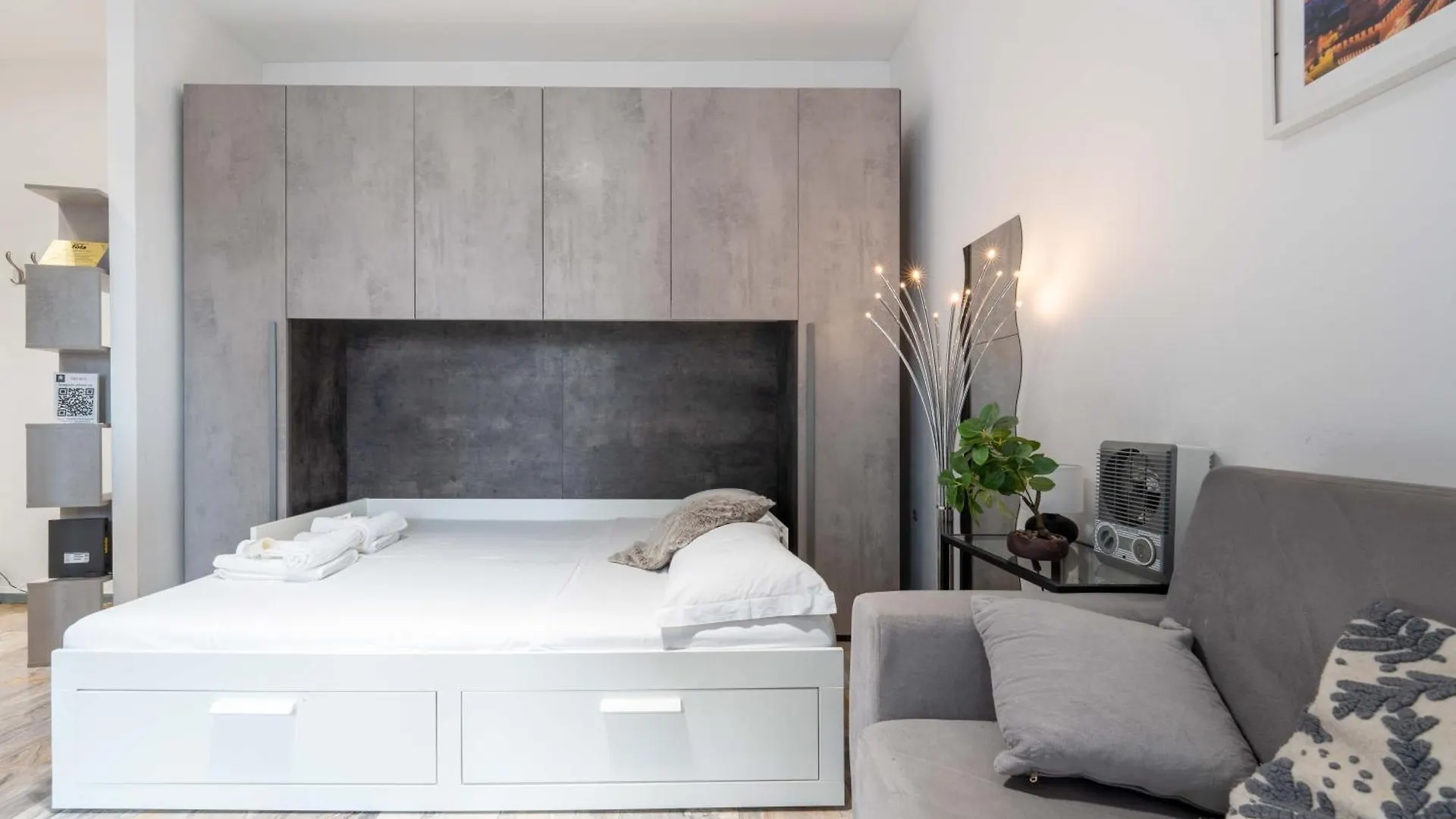 Apartment Suite 12 Milano Centro Parking Free