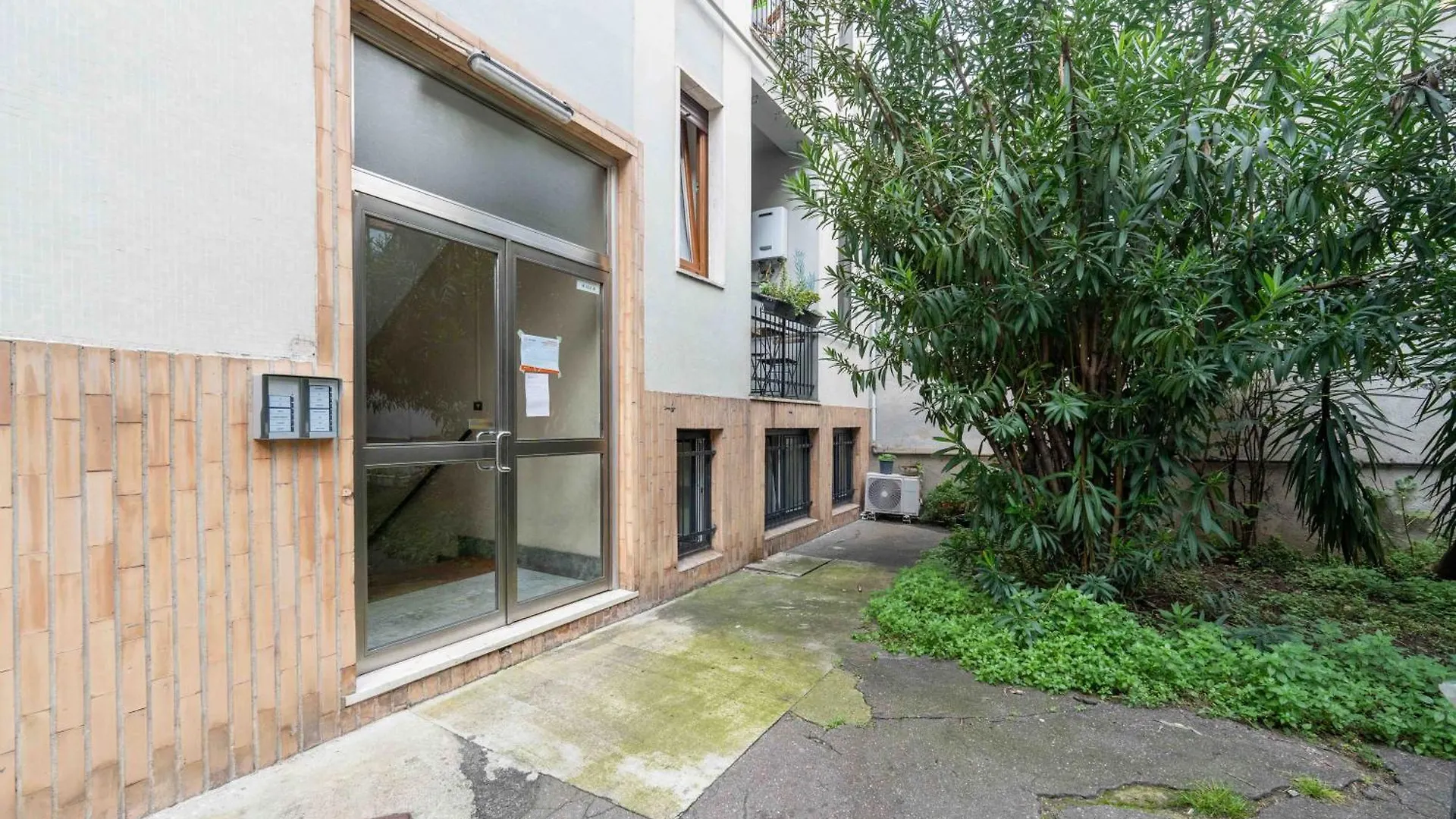 Apartment Suite 12 Milano Centro Parking Free